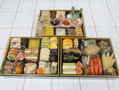 料亭：岐阜割烹「うを仁」監修 長形三段重 仁寿。早割がお得